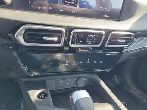 New 2026 Nissan Sentra SV w/ Floor Mat Package FWD image 18