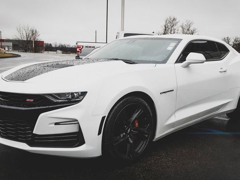 Used 2019 Chevrolet Camaro SS image 8
