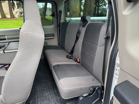 Used 2009 Ford F350 XLT RWD image 11