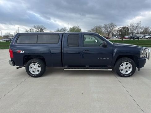Used 2010 Chevrolet Silverado 1500 LT w/ Power Pack Plus image 2