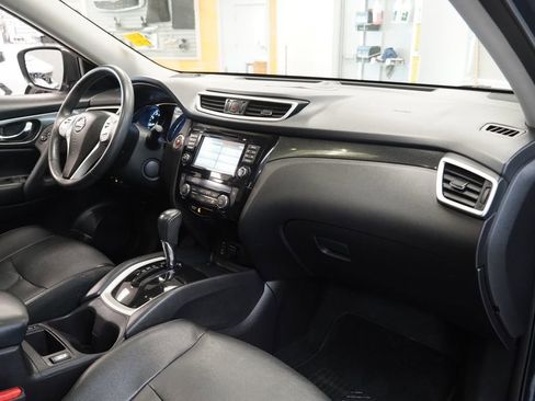 Used 2016 Nissan Rogue SL w/ SL Premium Package AWD/4WD image 36