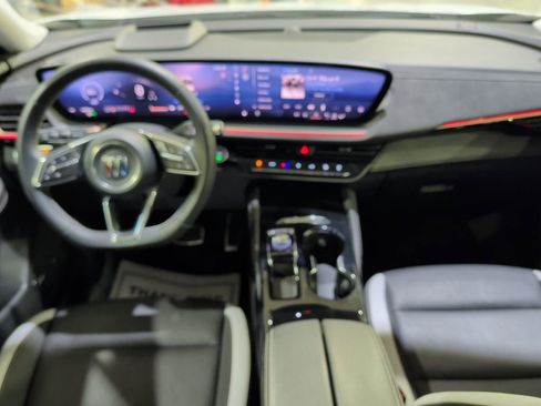 Certified 2025 Buick Envision Sport Touring image 17