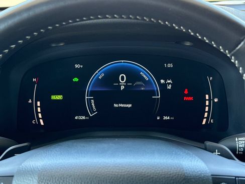 Used 2025 Toyota Camry SE FWD image 36