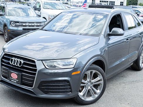 Used 2018 Audi Q3 2.0T Premium w/ Convenience Package AWD/4WD image 1