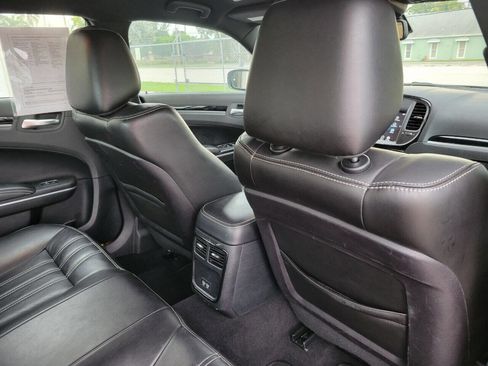 Used 2021 Chrysler 300 S image 12