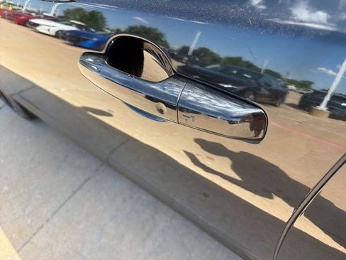 Used 2024 Jaguar XF R-Dynamic SE RWD image 11