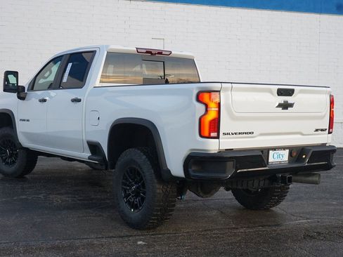 New 2026 Chevrolet Silverado 2500 ZR2 w/ LPO, Dark Essentials Package image 7