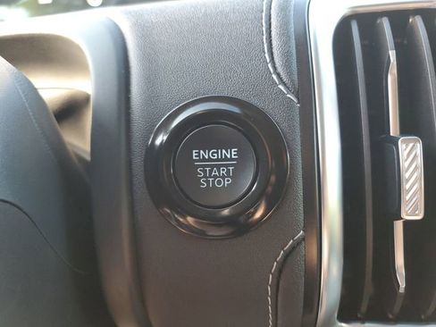 Used 2025 Ford Expedition Max Platinum AWD/4WD image 23