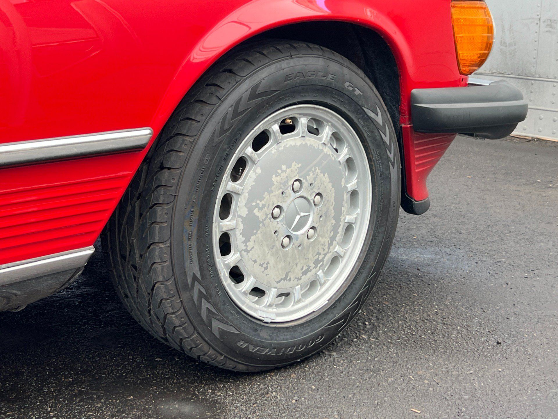 Used 1987 Mercedes-Benz 560 SL image 21