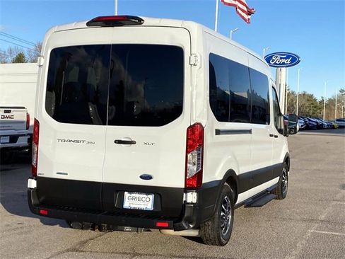 Used 2022 Ford Transit 350 XLT image 3