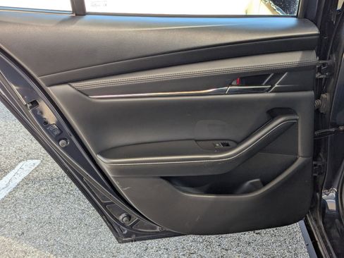 Used 2025 MAZDA MAZDA3 s image 16