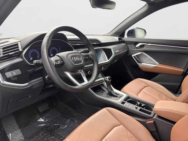 Used 2021 Audi Q3 2.0T Premium Plus w/ Premium Plus Package AWD/4WD image 10