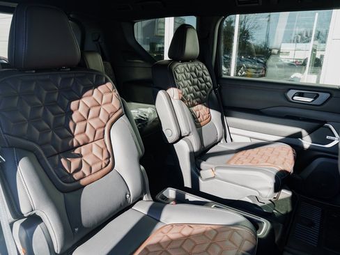 New 2026 Nissan Armada Platinum image 25