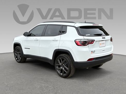 New 2026 Jeep Compass Latitude image 22