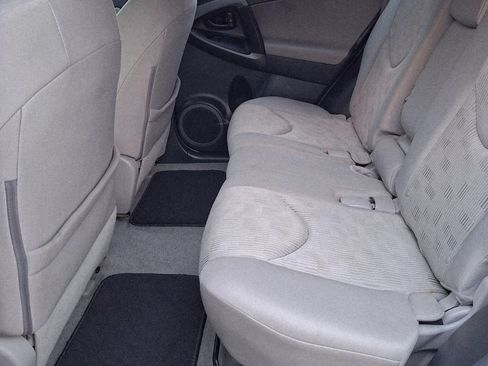 Used 2012 Toyota RAV4 4WD w/ Value Pkg image 10