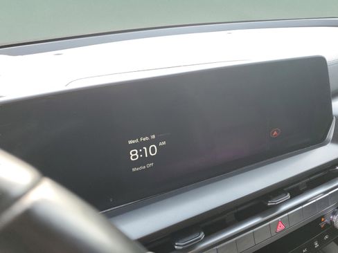 Used 2023 Kia Telluride LX image 20