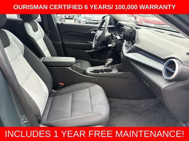 Used 2025 Chevrolet Trax LS w/ LS Convenience Package FWD image 10