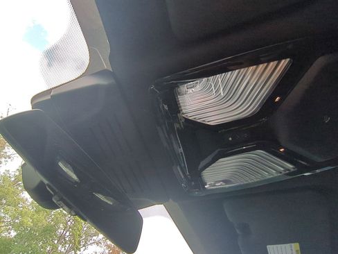 New 2026 BMW X5 xDrive40i w/ M Sport Package image 27