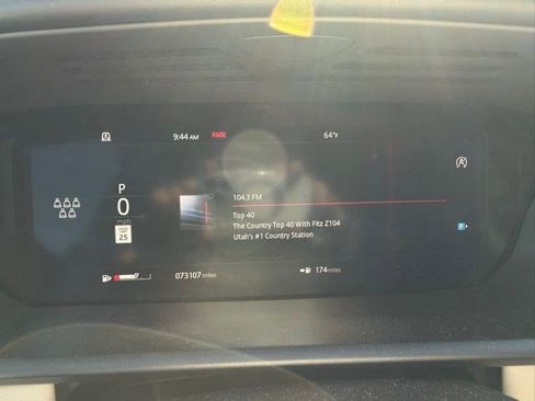 Used 2019 Land Rover Discovery HSE Luxury image 12