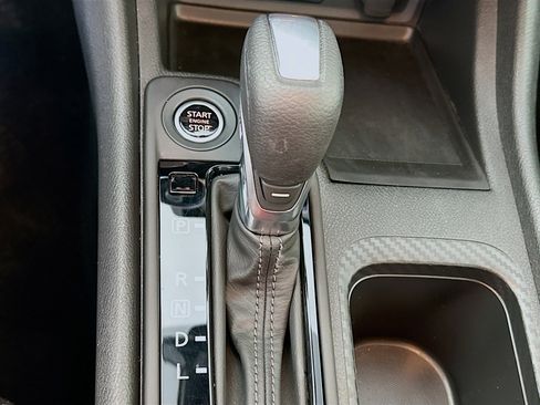 Used 2024 Nissan Sentra S image 23