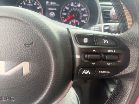 Used 2023 Kia Rio S w/ Technology Package image 8