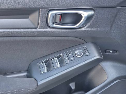 Used 2022 Honda Civic Sport image 9