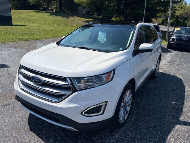 Used 2018 Ford Edge Titanium w/ Equipment Group 301A AWD/4WD image 2