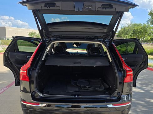 Used 2018 Volvo XC60 T6 Inscription w/ Luxury Seat Package AWD/4WD image 11