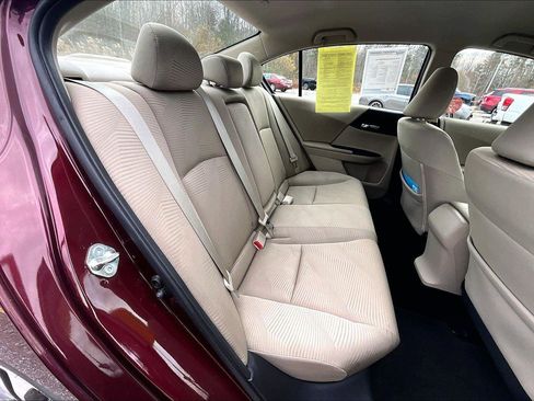 Used 2015 Honda Accord LX image 23