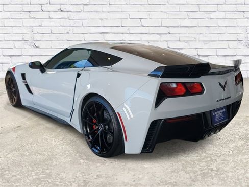 Used 2017 Chevrolet Corvette Grand Sport image 2