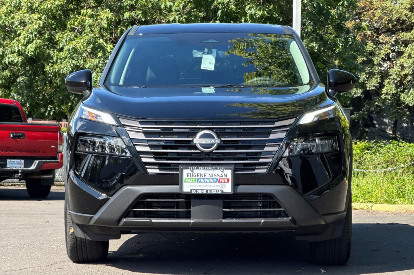 New 2026 Nissan Rogue SV AWD/4WD image 10