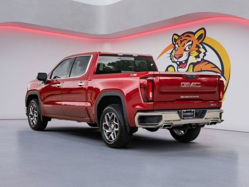 Used 2025 GMC Sierra 1500 SLT w/ SLT Premium Plus Package AWD/4WD image 8