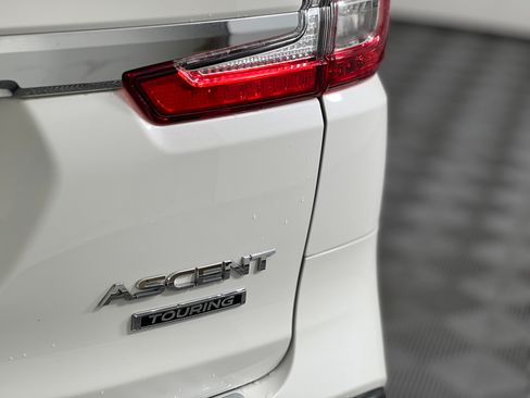 Used 2025 Subaru Ascent Touring AWD/4WD image 11