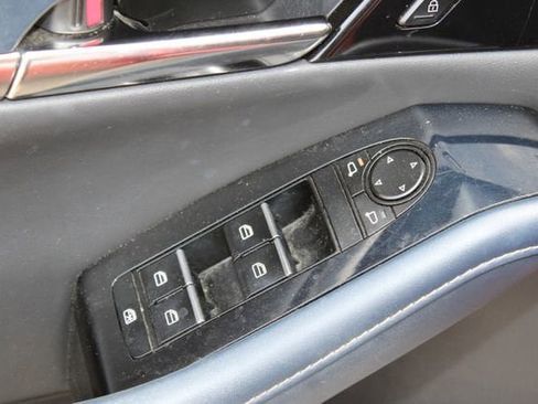 Used 2020 MAZDA CX-30 FWD w/ Preferred Package image 20