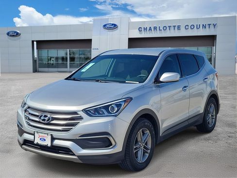 Used 2018 Hyundai Santa Fe Sport FWD image 2