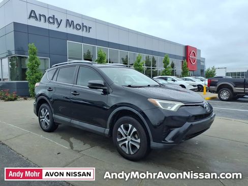 Used 2016 Toyota RAV4 LE FWD image 1