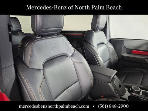 Used 2022 Ford Bronco Badlands image 30