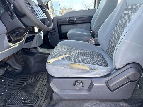 Used 2015 Ford F250 XL w/ Power Equipment Group AWD/4WD image 12