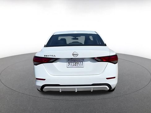 Used 2025 Nissan Sentra SV FWD image 11