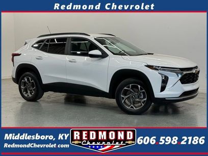 Used 2025 Chevrolet Trax LT w/ LT Convenience Package