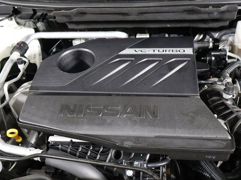 Used 2024 Nissan Rogue SV image 14