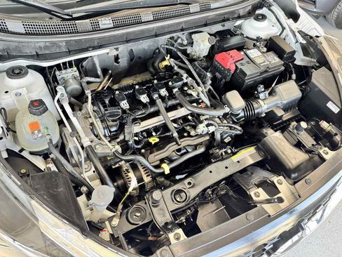 Used 2019 Nissan Kicks S w/ Interior Electronics Package image 27