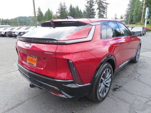Certified 2024 Cadillac Lyriq Sport AWD/4WD image 8