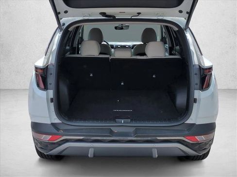 Used 2023 Hyundai Tucson Limited AWD/4WD image 7