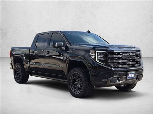 Used 2024 GMC Sierra 1500 Denali Ultimate AWD/4WD image 3