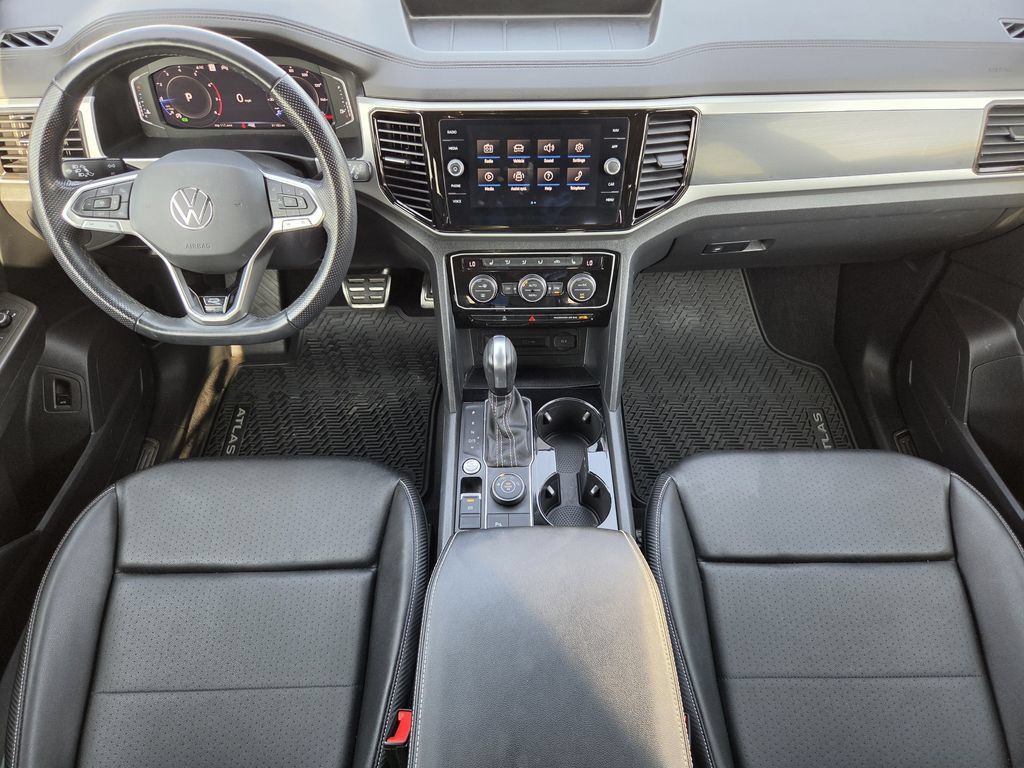 Used 2023 Volkswagen Atlas Cross Sport SEL R-Line AWD/4WD image 23