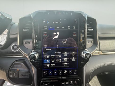 Used 2019 RAM 2500 Limited AWD/4WD image 15