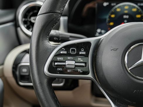 Used 2019 Mercedes-Benz A 220 image 17