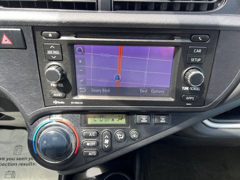 Used 2014 Toyota Prius C Four FWD image 27