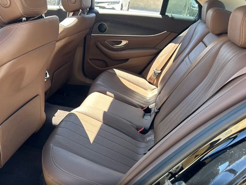 Used 2019 Mercedes-Benz E 300 image 6